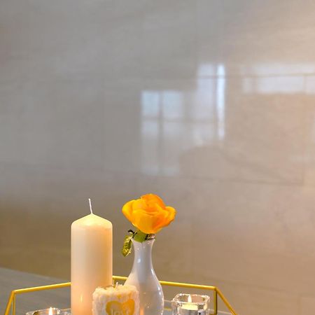 Radisson Hotel Sfax Ngoại thất bức ảnh Candle and rose at the memorial service for victims of the 2011 Christchurch earthquake