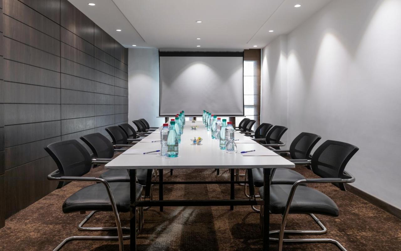 Radisson Hotel Sfax Ngoại thất bức ảnh Meeting room